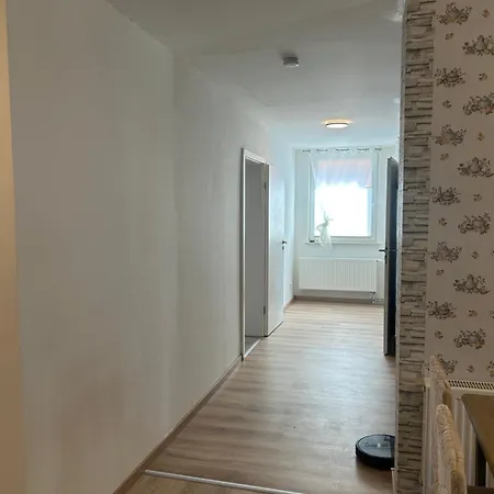 Dorfstrasse 10 - Csl Ug Δωμάτια σε οικογενειακή κατοικία Bensdorf